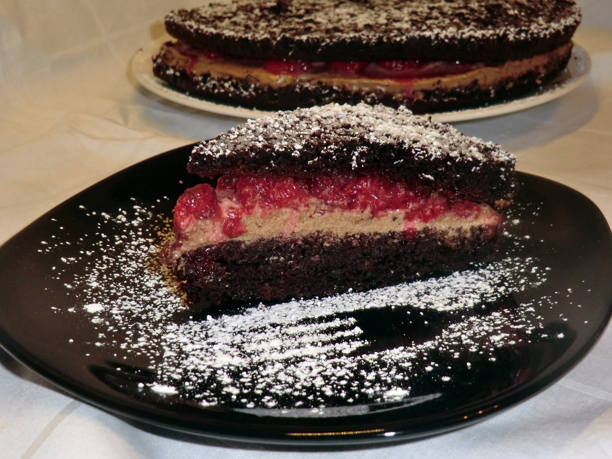 Málnás csokoládétorta