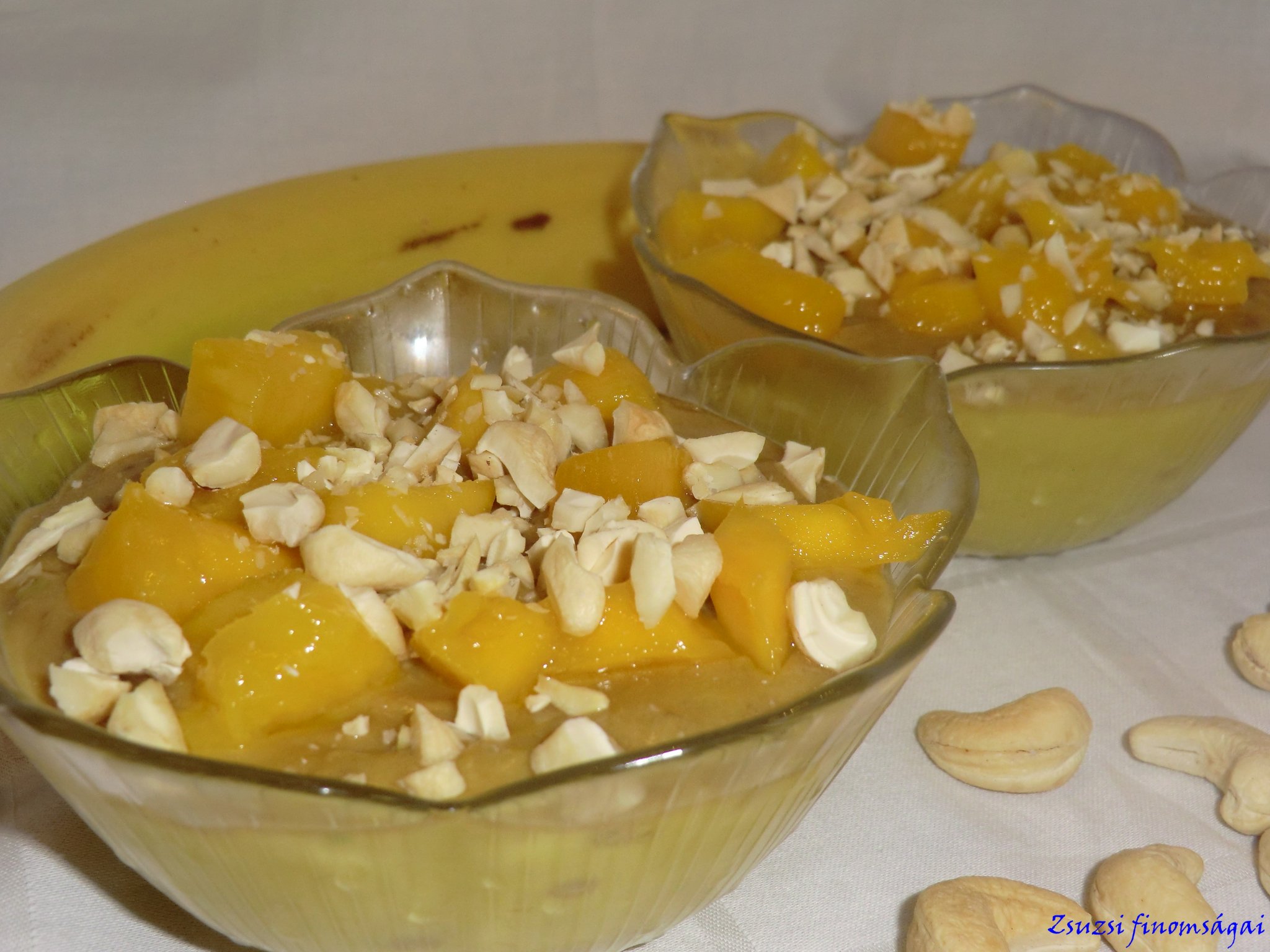 Nyers mangó puding
