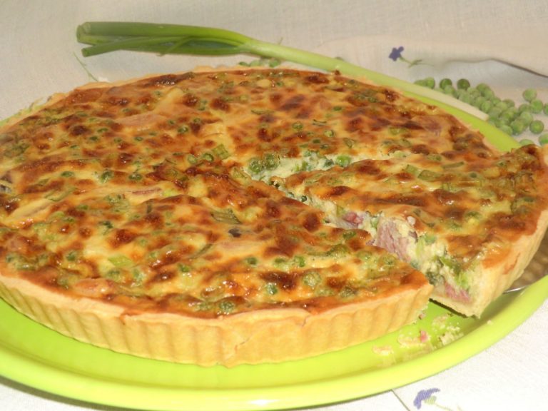 Sonkás-borsós pite
